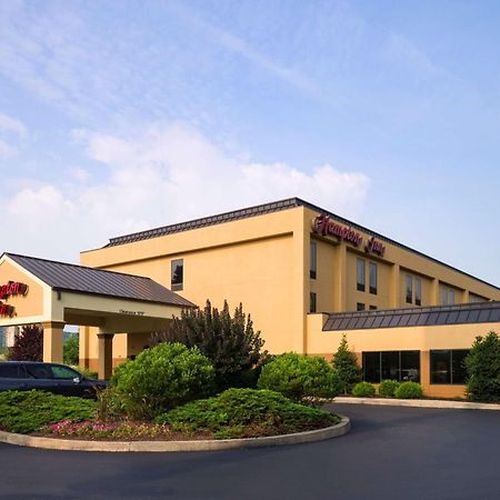 Hampton Inn Danville Bagian luar foto