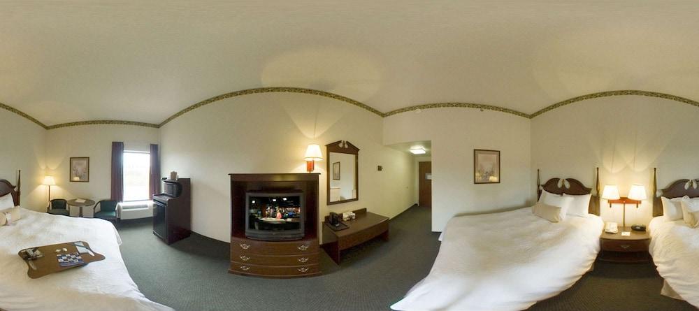 Hampton Inn Danville Bagian luar foto