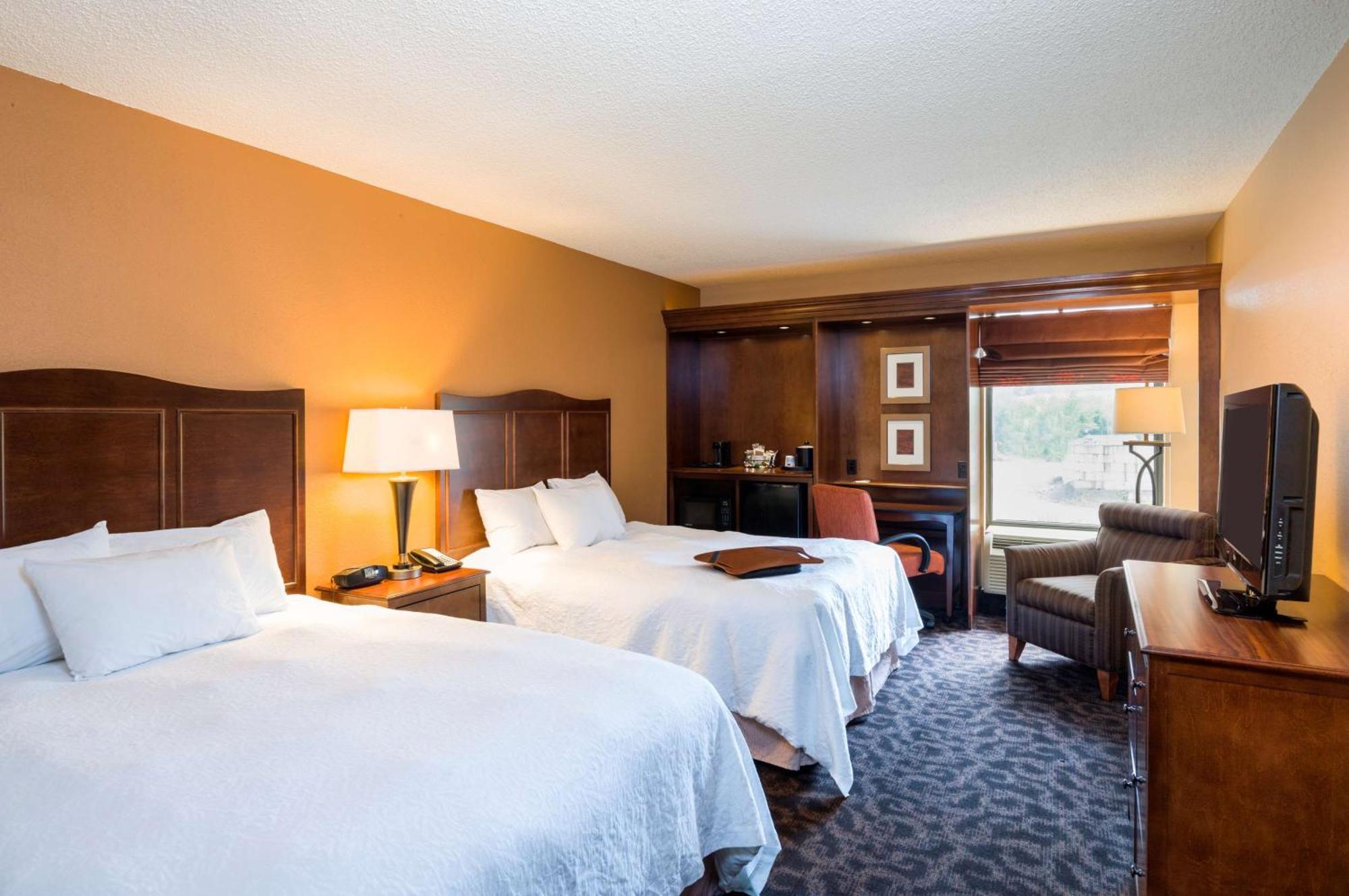 Hampton Inn Danville Bagian luar foto