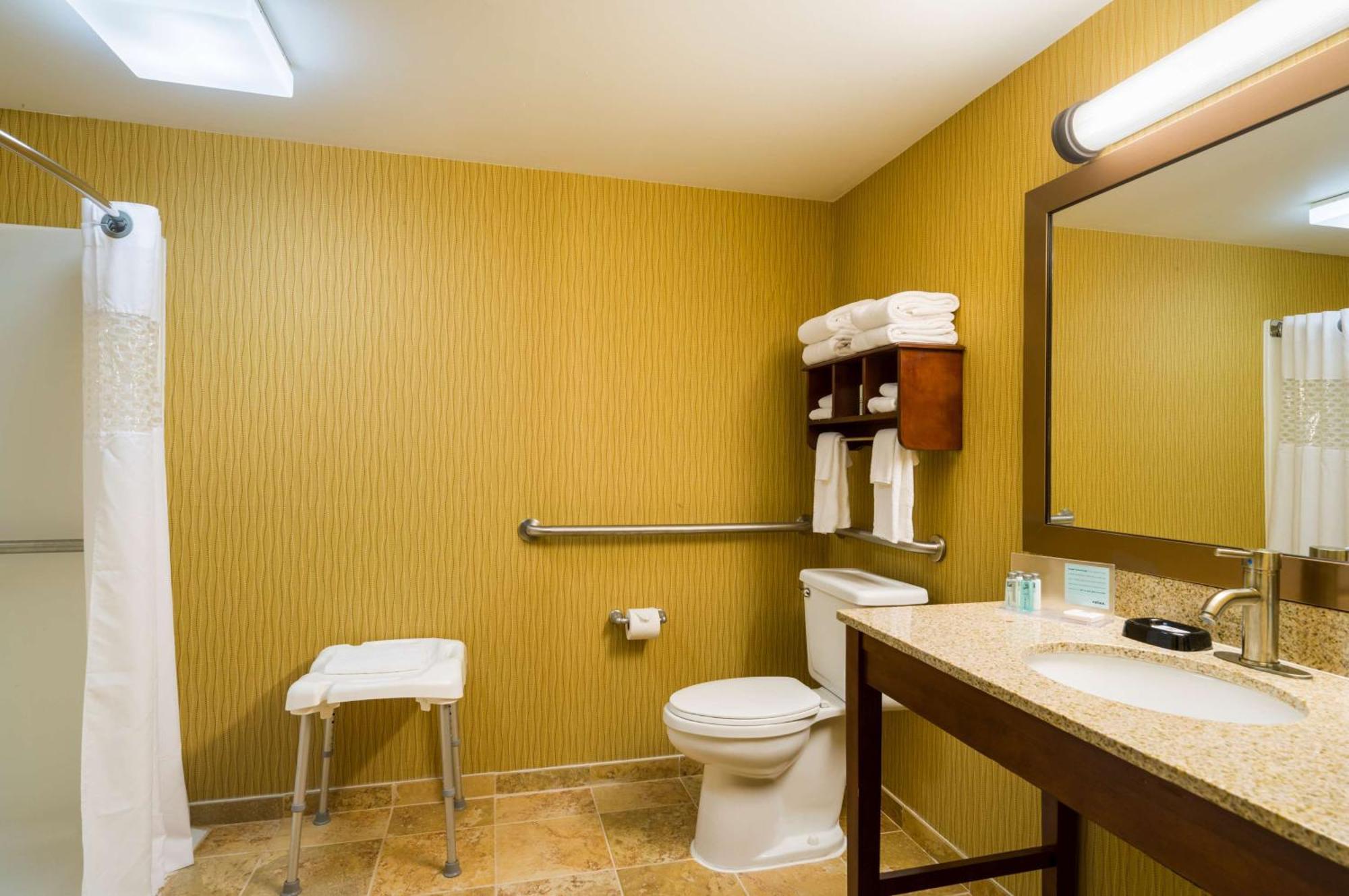 Hampton Inn Danville Bagian luar foto