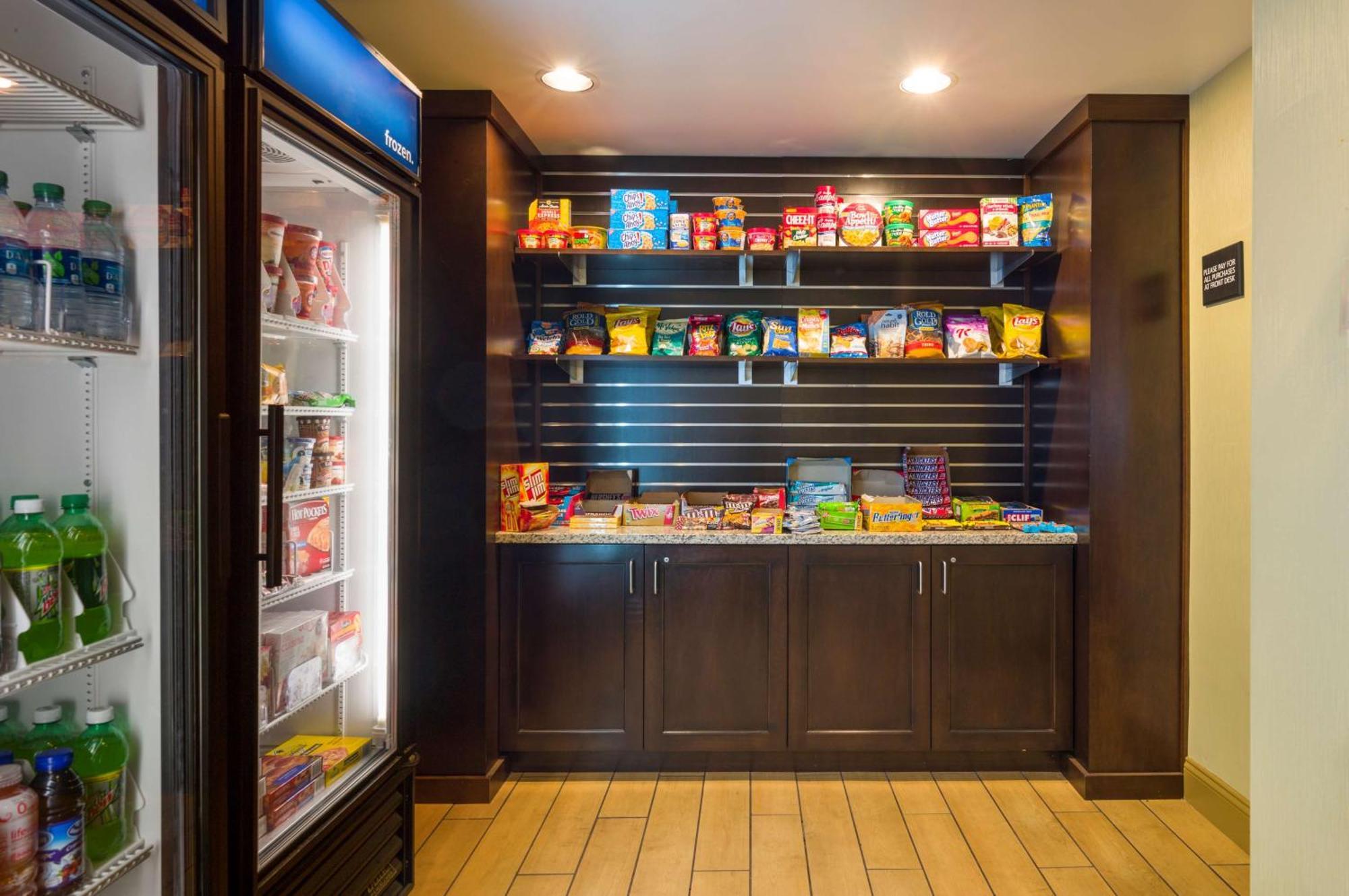 Hampton Inn Danville Bagian luar foto