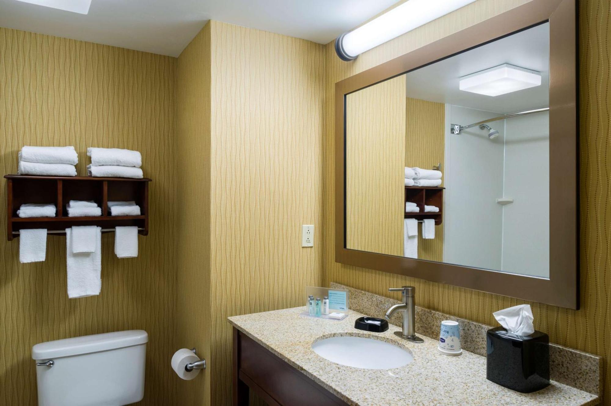 Hampton Inn Danville Bagian luar foto