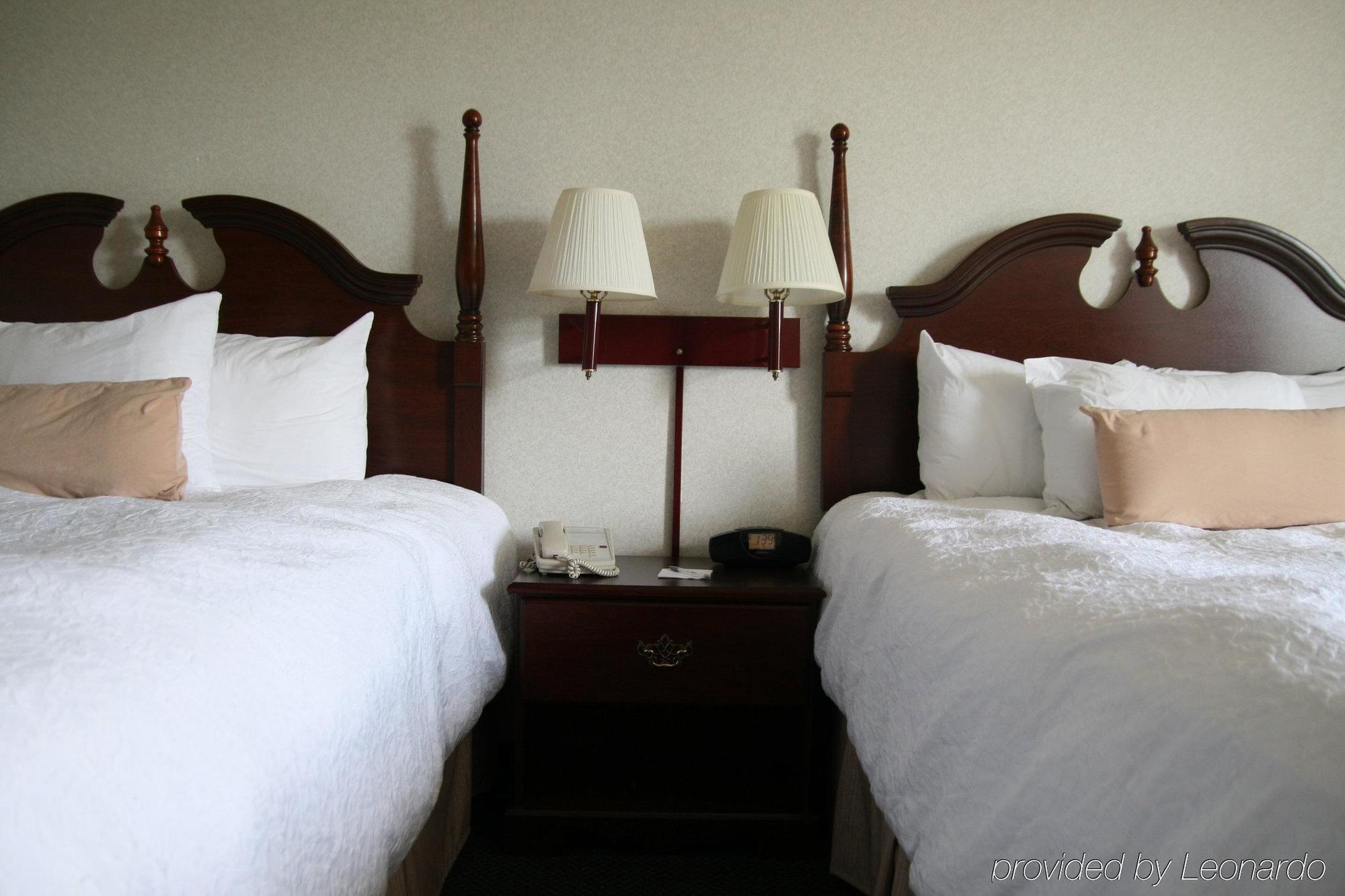 Hampton Inn Danville Bagian luar foto
